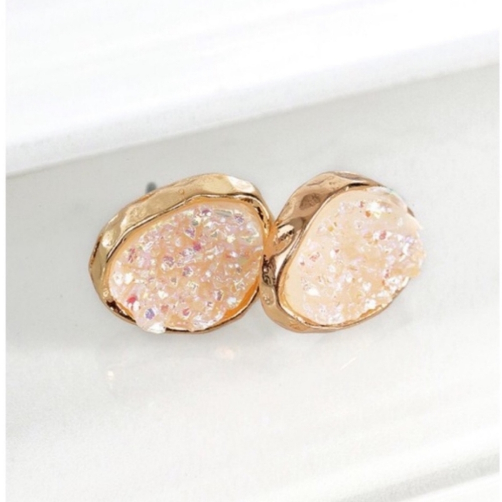 Dainty Oval Druzy Post Earrings